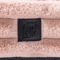 Designed by Lotte Hundekissen Reza - Rosa - 100 x 70 cm